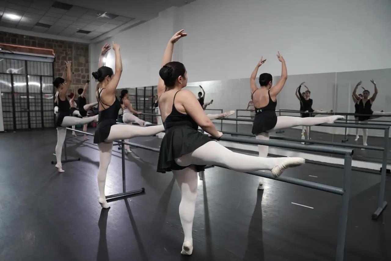 Día Mundial del Ballet: disciplina, arte y constancia en Morelia
