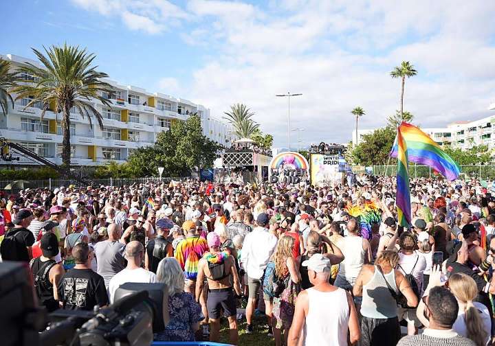 El Winter Pride Maspalomas camina para reivindicar