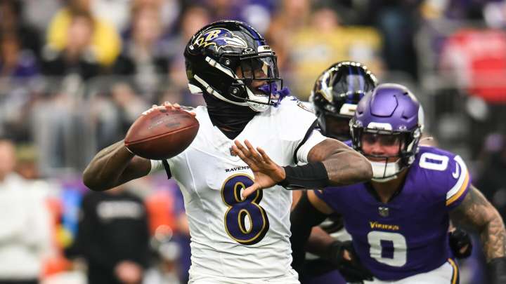 Ravens take 19-10 lead on Vikings