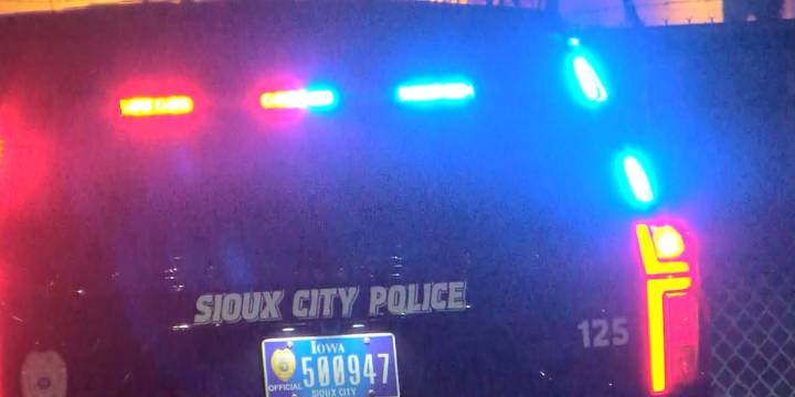 Man dies after pedestrian vs vehicle accident in Sioux City