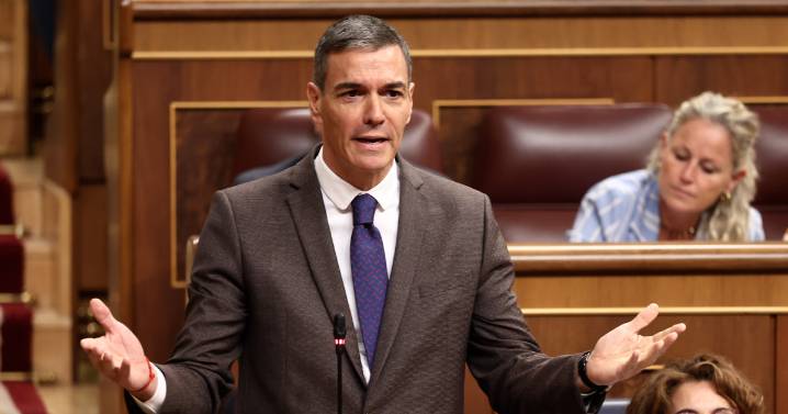 Pleno complicado para un Sánchez cercado por la corrupción y con el Gobierno paralizado