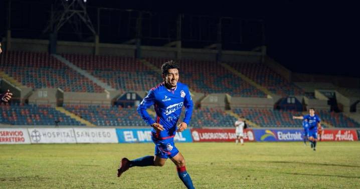 Cimarrones cierran año goleando a Zapotlanejo