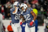 Patriots rookie RB scores 5 touchdowns in 5 days as winning streak keeps rolling