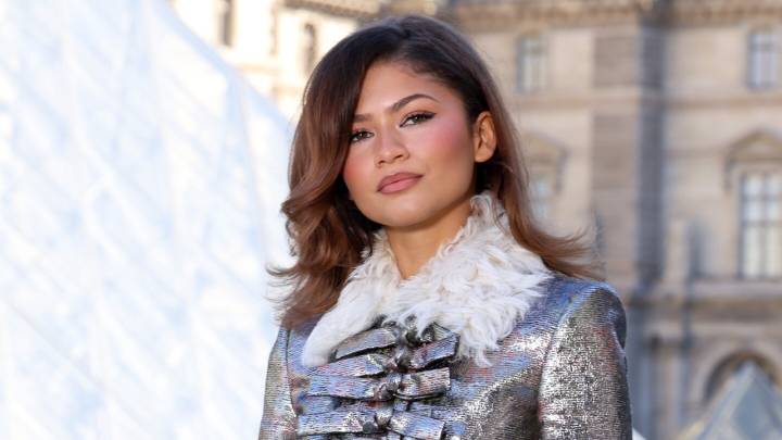 5 looks cómodos y calientitos para ir a la oficina este invierno 2025