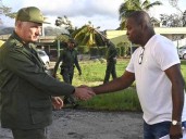 Presidente de Cuba evalúa daños en zonas afectadas por Melissa