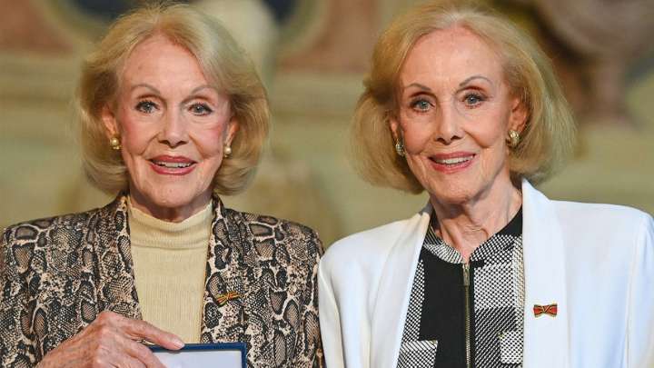 Mueren juntas a los 89 años las gemelas alemanas Kessler