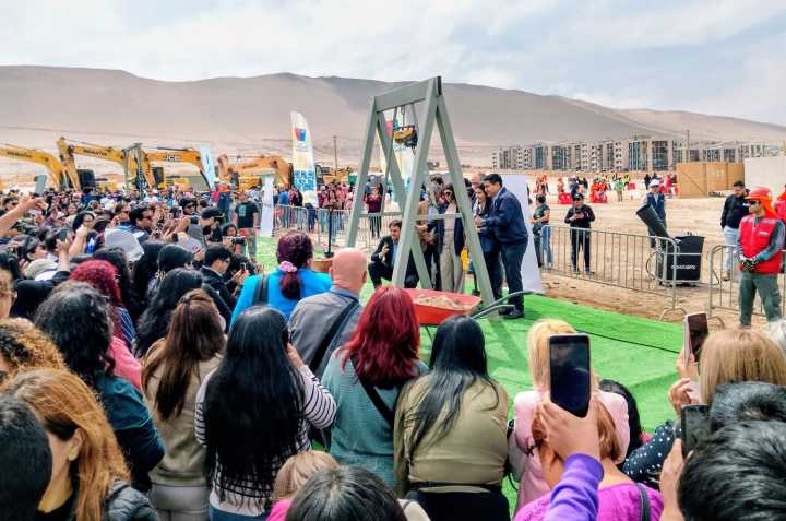 Masiva ceremonia en Arica marca el inicio de construcción de 1280 viviendas del Plan de Emergencia Habitacional