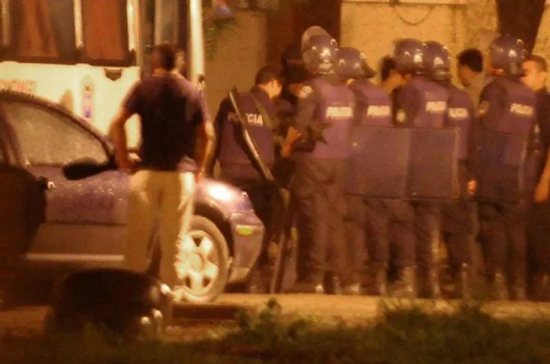 Intento de robo, balacera y un herido en el barrio La Católica