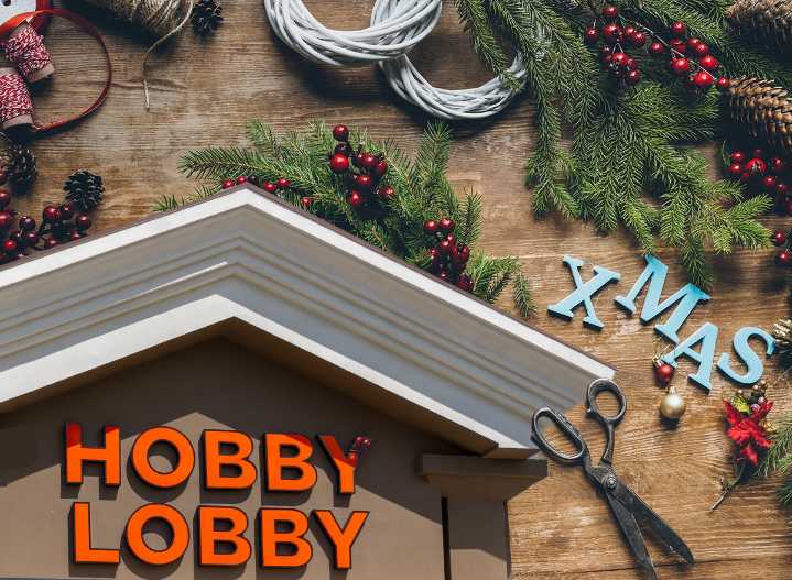 7 Best New Hobby Lobby Christmas Crafts Under $4