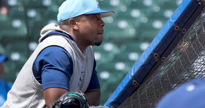 Rickie Weeks moves into new role in Brewers organization after two seasons as associate manager