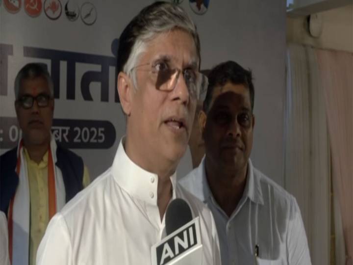 Congress leader Pawan Khera on Bihar Dy CM's convoy 'attacked by RJD supporters'