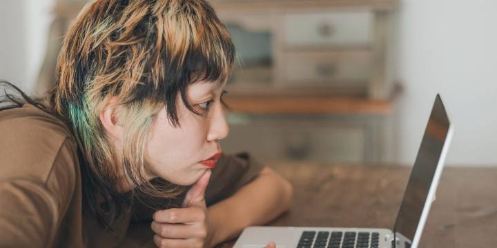 ‘The kids aren’t alright,’ warns top economist, as unemployed, pessimistic Gen Z living with parents blow a $12 billion hole in consumption