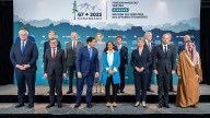 G7 foreign ministers show support for Ukraine after talks in Canada, but avoid issues like trade