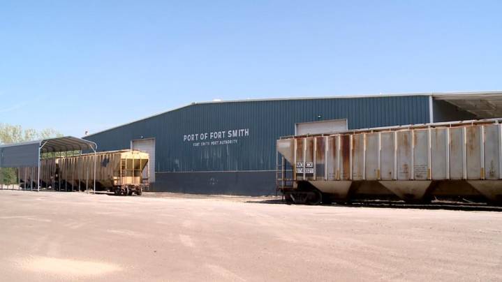 Arkansas Waterways Commission awards more than $4.6M to Arkansas ports