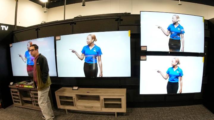 Consumer confidence slides as Americans grow wary of high costs and sluggish job gains