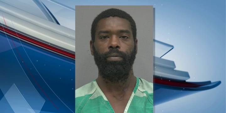 Gainesville man charged with aggravated battery after hitting brother with metal pole