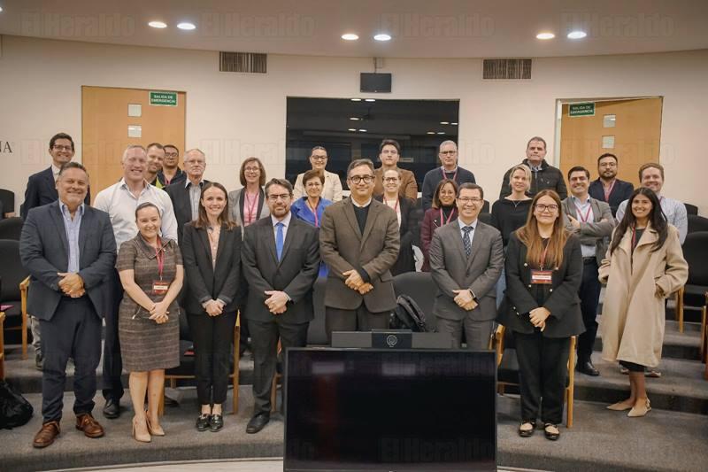 UP instaura espacio para diálogo científico global