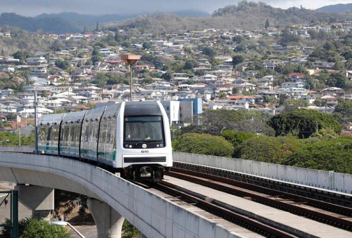 Editorial: Give HART chance to take rail home