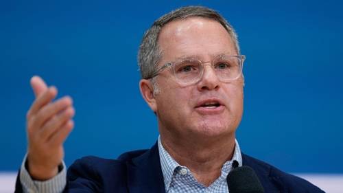 Walmart CEO Doug McMillon to retire in January and US operations chief John Furner will take over