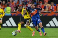 Brenner scores 2 goals, Cincinnati beats Crew 2-1 to advance to East semifinals