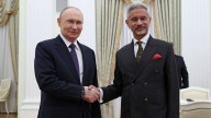 EAM meets President Putin ahead of his visit for India