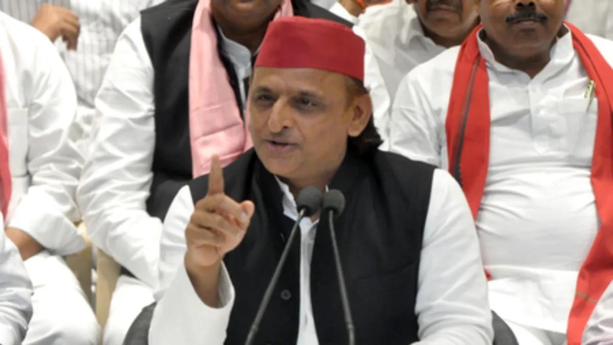 First phase of voting in Bihar polls indicator of BJP’s big loss: Akhilesh