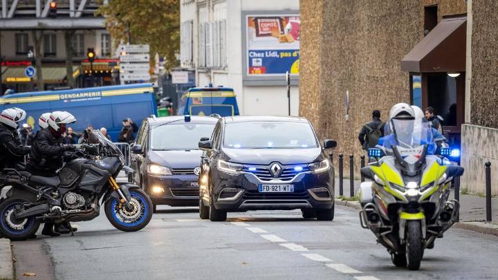 La justicia francesa pone en libertad condicional a Sarkozy tras 20 días en prisión