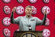 Deadspin | Kuol Atak, Oklahoma speed past Saint Francis in second half