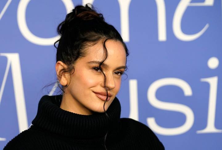 Rosalía debuta en el Top 10 de Billboard con Lux