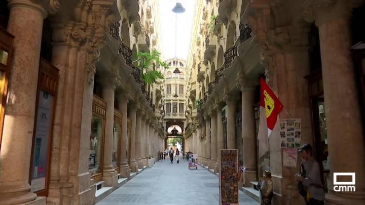 El pasaje de Lodares: una de la tres únicas galerías modernistas en España