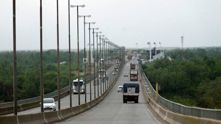 Puente Rosario-Victoria: instalaron tres nuevos radares de control de velocidad en la ruta