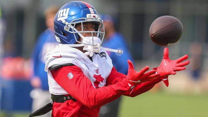 Giants hoping return of Flott and possibly Holland can cure defensive woes