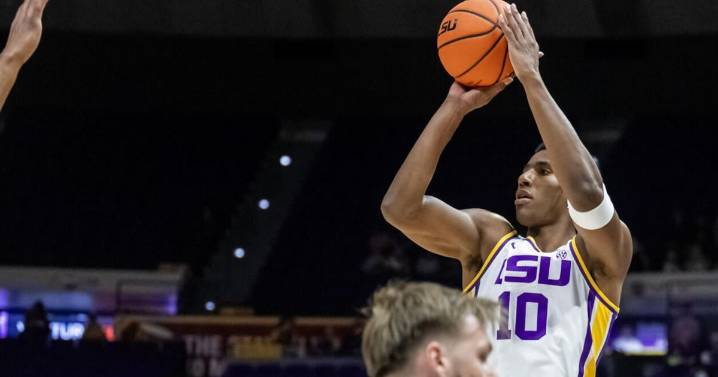 How Marquel Sutton showed LSU coach Matt McMahon something he might have never seen in UNO win