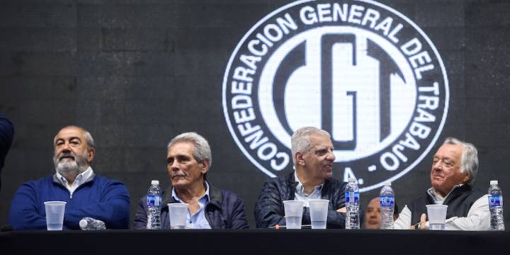 Frenéticos contactos para definir la nueva CGT: quiénes irían al triunvirato y qué reclaman los que están cerca de la ruptura