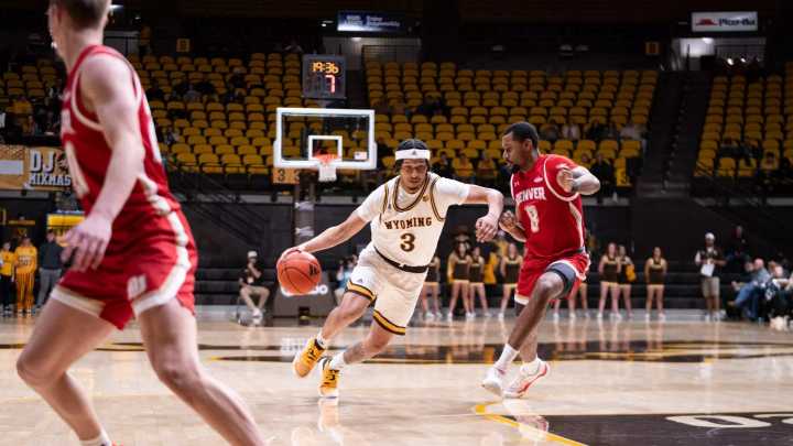 Wyoming Scores 64 in Second Half to Rout Denver
