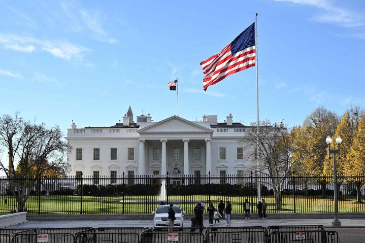 Son 19. Tras el ataque en Washington, Trump ordena una revisión masiva de residencias permanentes de “países de preocupación”