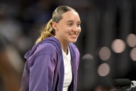 Deadspin | Paige Bueckers joins Unrivaled’s expansion Breeze for 2026