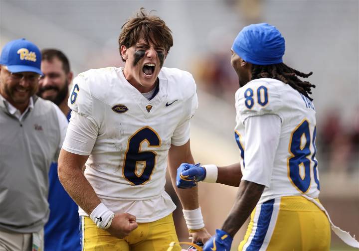 Pitt climbs to No. 22 in latest College Football Playoff rankings