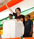 Priyanka Gandhi urges women of Bihar to take Rs 10,000 but vote carefully