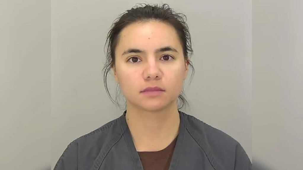 Escándalo en Estados Unidos: acusan a una docente de acosar y abusar sexualmente de un alumno de 14 años