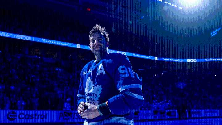 Tavares glad to finally celebrate with Maple Leafs 1 week after scoring No. 500