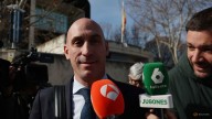 Former Spanish FA chief Rubiales has eggs thrown at him at book launch