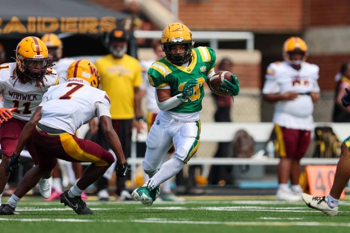 Final regular-season 757Teamz football leaders in passing, rushing, receiving, defense and kicking