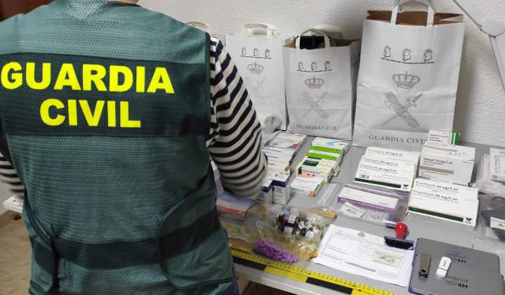 22 detenidos por vender ilegalmente medicamentos por internet