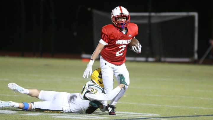 Watch Narragansett football's winning touchdown against Smithfield