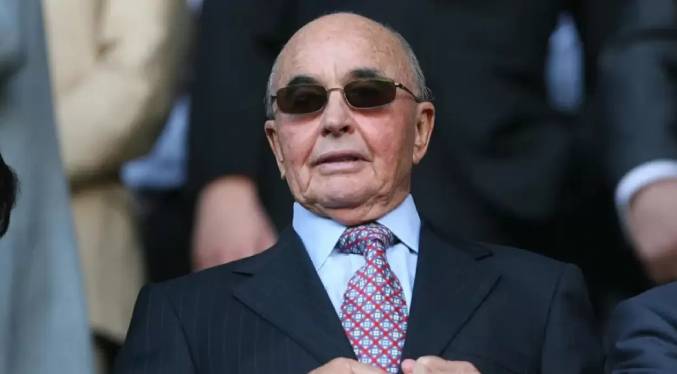 Trump perdona a Joe Lewis, propietario del Tottenham Hotspur