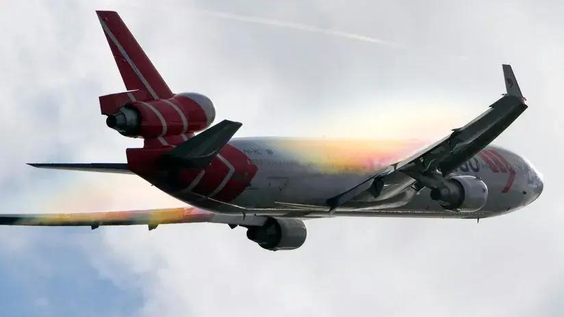 EE.UU.: un avión de carga se estrelló cerca del aeropuerto Muhammad Ali en Kentucky