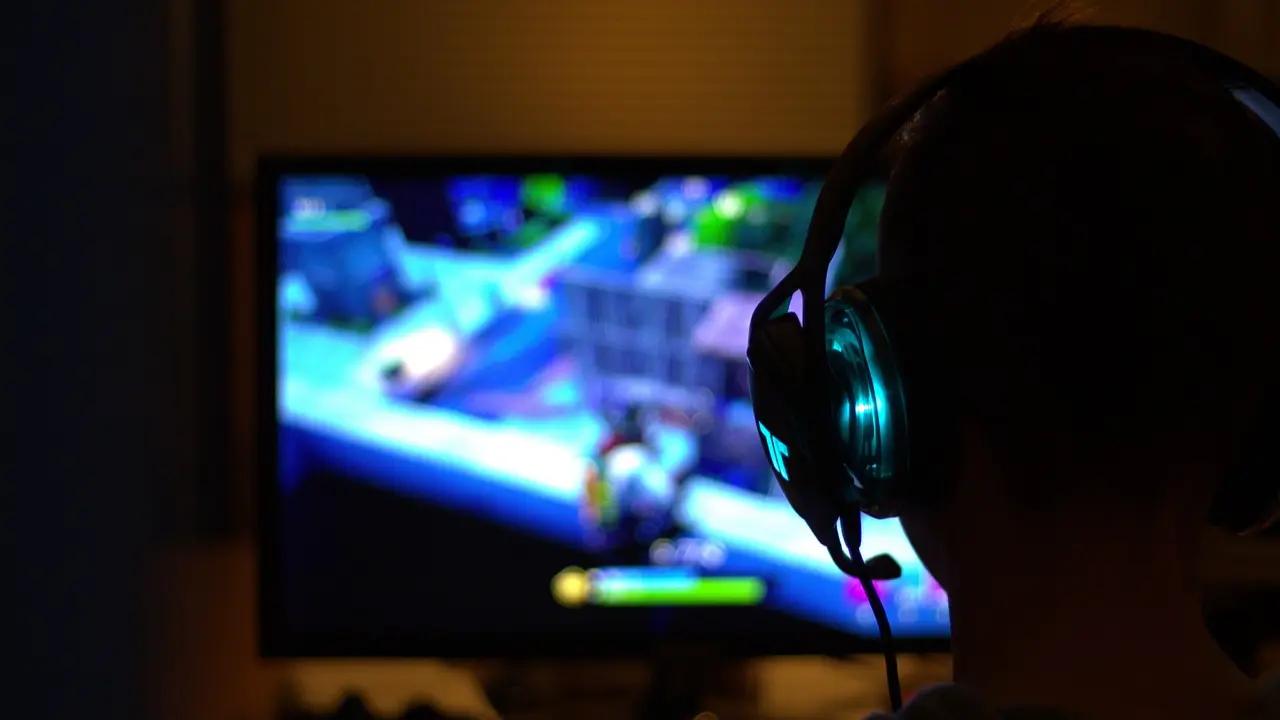 SC asks Centre for comprehensive response on pleas challenging online gaming law