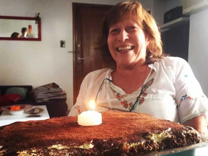Quién era la jubilada que murió atropellada en Chacarita: el acto de la nieta al que no llegó y el mejor tiramisú del mundo