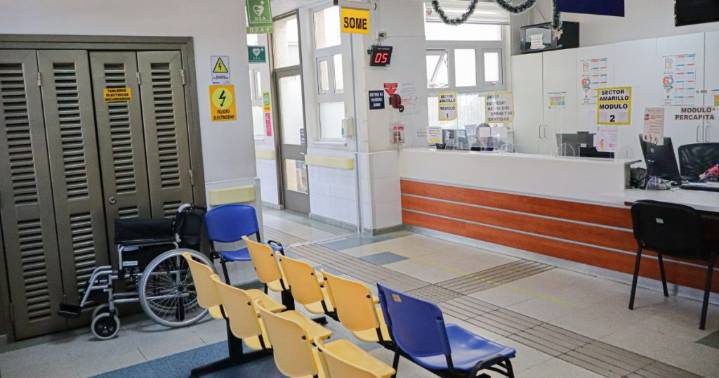 Adolescente de 15 años fue dejado sin vida en Cesfam de Los Ángeles: lo dejaron y huyeron